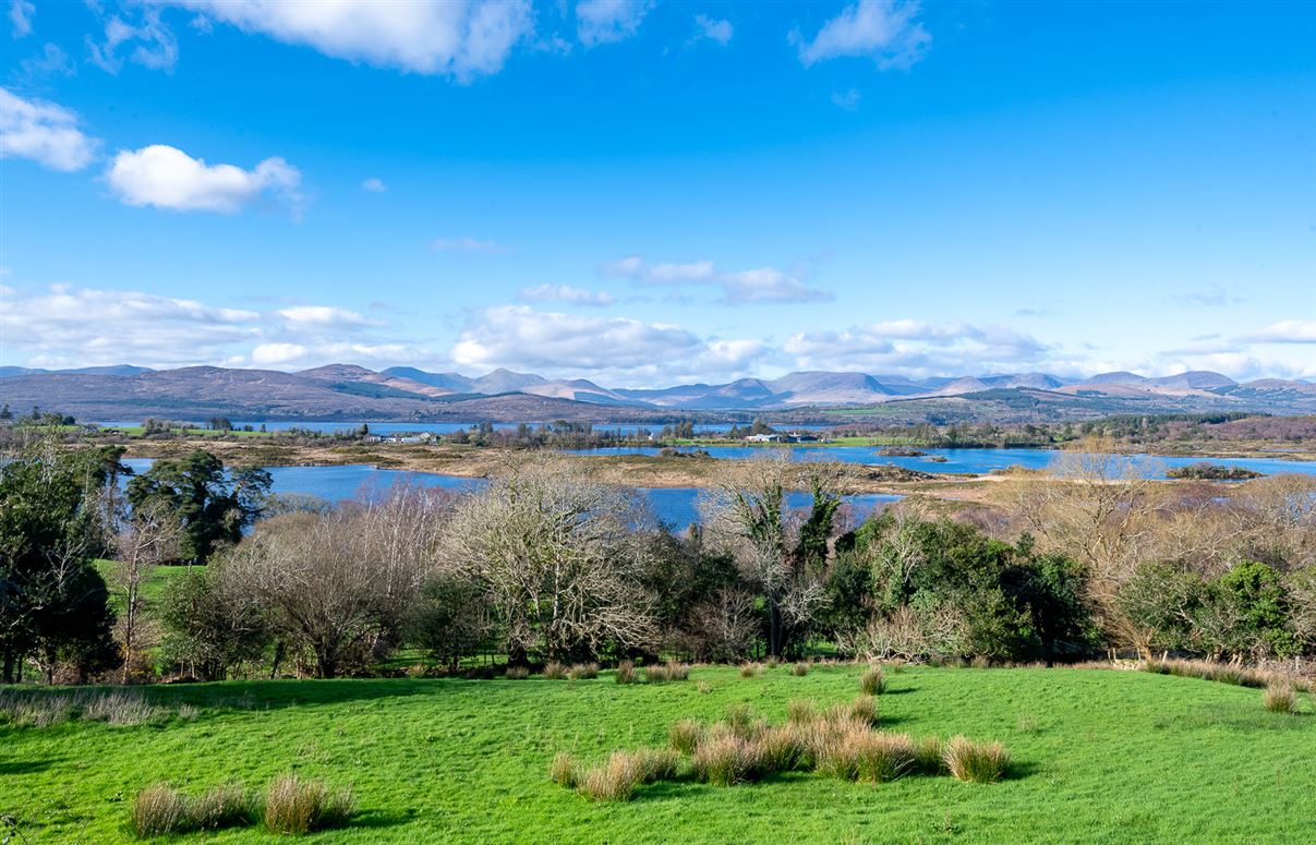 Derrylough, Tuosist, Kenmare, Co. Kerry Derrylough, Tuosist, Kenmare, Co. Kerry