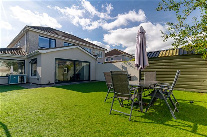 6 Glen Easton Drive, Leixlip, Kildare