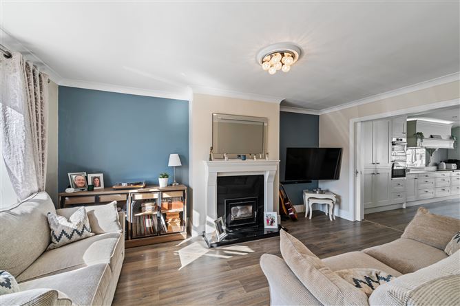 6 Glen Easton Drive, Leixlip, Kildare