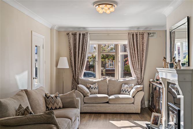 6 Glen Easton Drive, Leixlip, Kildare