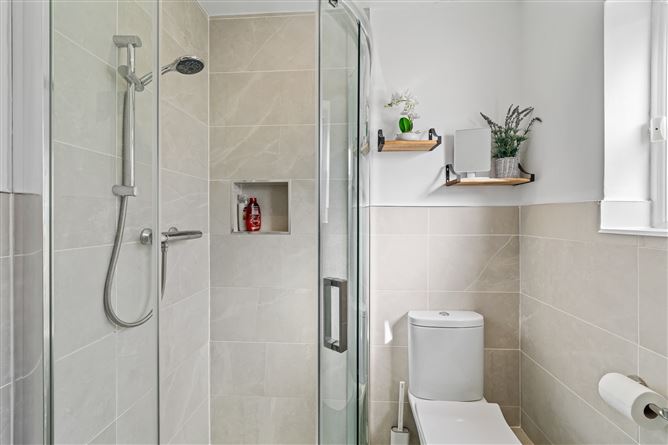 6 Glen Easton Drive, Leixlip, Kildare