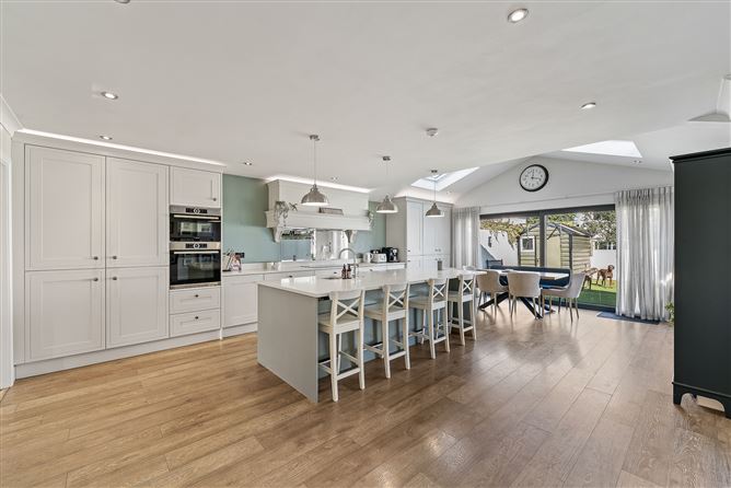 6 Glen Easton Drive, Leixlip, Kildare
