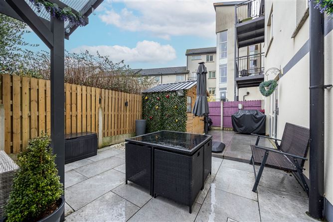 https://photos-a.propertyimages.ie/media/5/8/5/4895585/f7497a6a-1e6d-4d22-867d-e36881916486_l.jpg