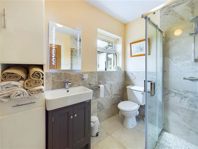 Monaveen, Woodlawn, Ballinasloe, County Galway
