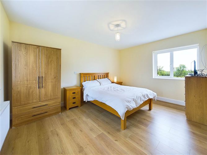 Monaveen, Woodlawn, Ballinasloe, County Galway