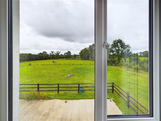 Monaveen, Woodlawn, Ballinasloe, County Galway