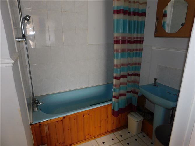 9 Pinecourt, Church Road,, Blackrock, Cork