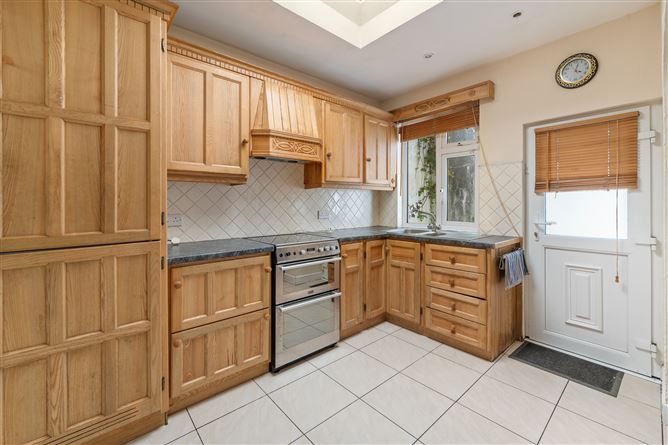 Photo 9 of 34 — 10 O'Connor Ville, Tower Street, Cork City