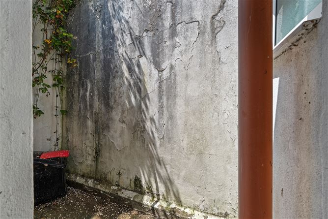 Photo 22 of 34 — 10 O'Connor Ville, Tower Street, Cork City