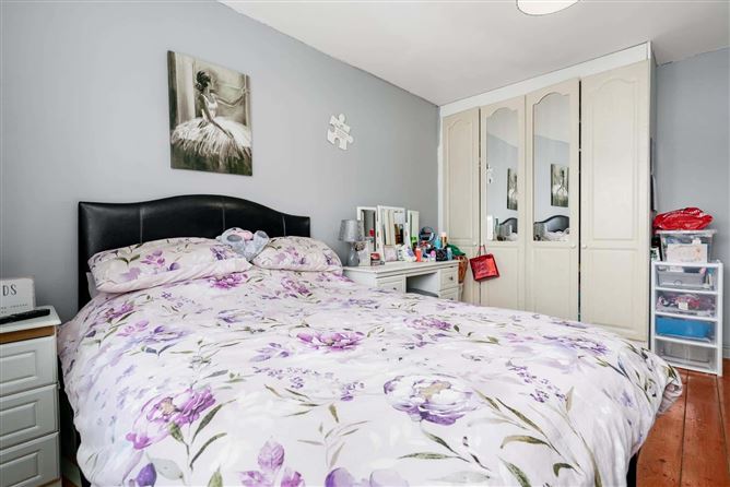 9 Tynan Hall Grove, Belgard, Dublin 24