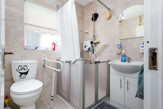 9 Tynan Hall Grove, Belgard, Dublin 24