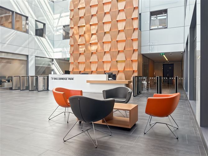 https://photos-a.propertyimages.ie/media/5/8/6/4599685/29df9852-8c19-491e-b119-68049630ee57_l.jpg