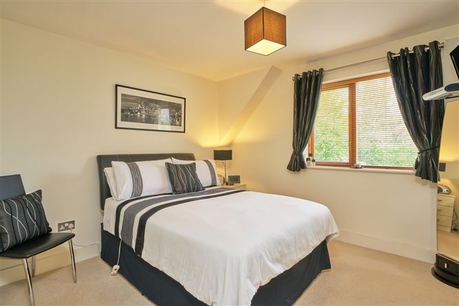 Knocknagin, Greenfield Road, Sutton, Dublin 13
