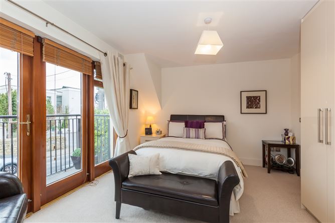 Knocknagin, Greenfield Road, Sutton, Dublin 13