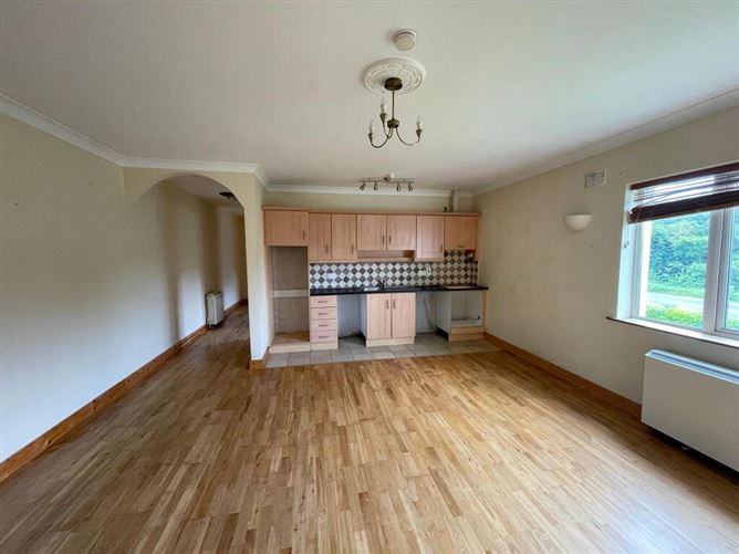 17 Oakwood Retirement Village, Hawthorn Drive, Town