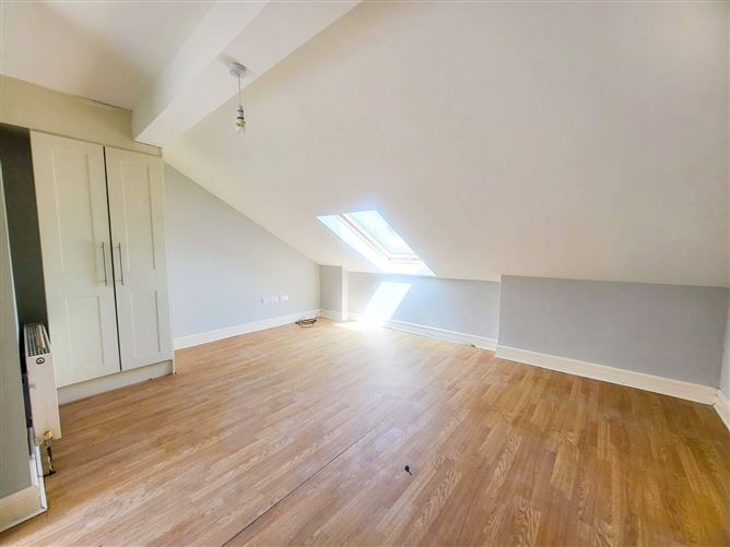 8 Ashthorn Avenue, Headford, Co. Galway