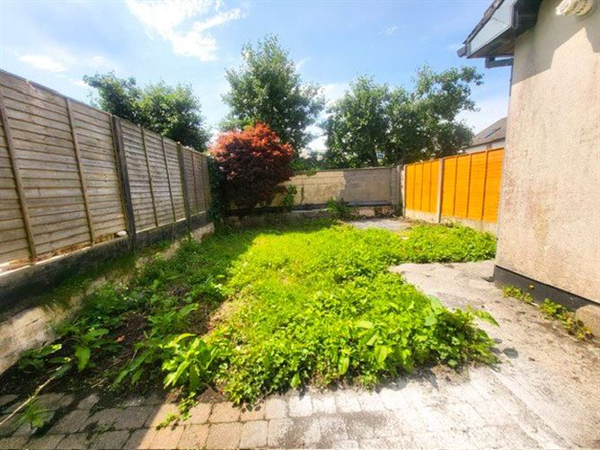 8 Ashthorn Avenue, Headford, Co. Galway