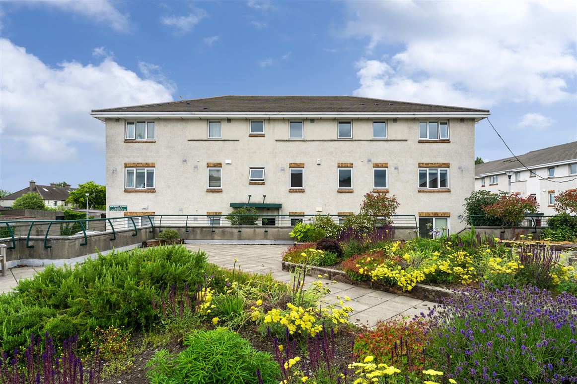 14 Whitehall Square, Perrystown,   Dublin 12