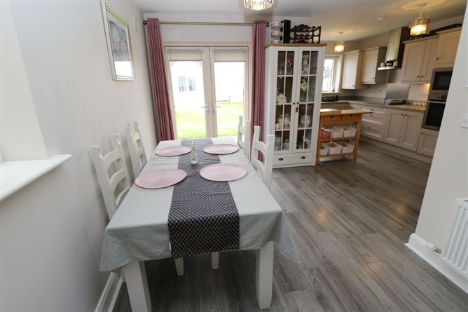 22 Dun Eimear Avenue, Bettystown, Meath