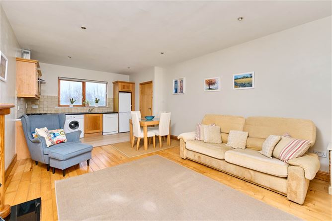 27 Fernleigh Grove, Carpenterstown, Castleknock, Dublin 15, County Dublin