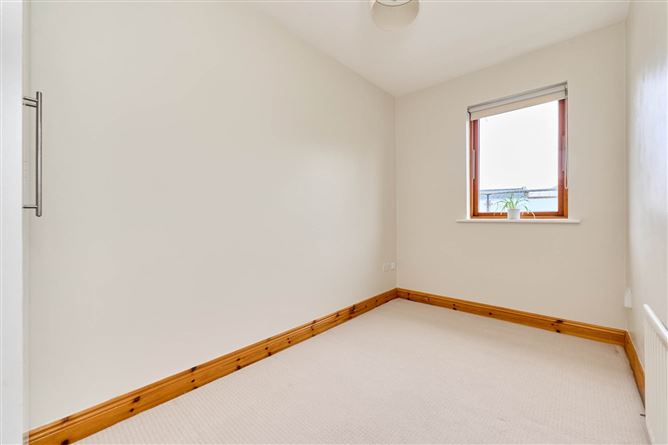 27 Fernleigh Grove, Carpenterstown, Castleknock, Dublin 15, County Dublin