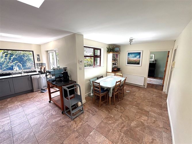 Photo 8 of 28 — 34 Ashleigh Gardens, Skehard Road, Blackrock, Cork City