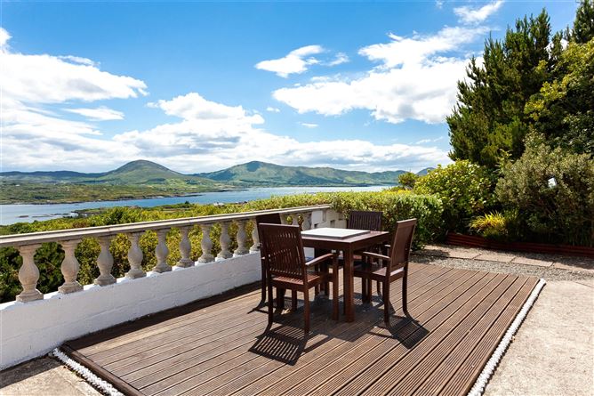 Wild Atlantic Haven, Derrivore, Eyeries, Co. Cork
