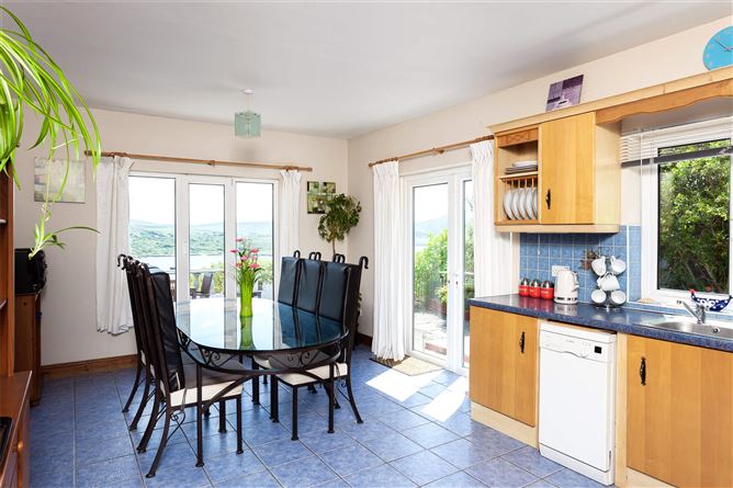 Wild Atlantic Haven, Derrivore, Eyeries, Co. Cork