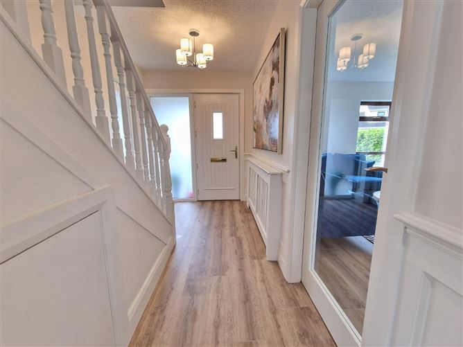 7 Pine Grove, Gort Road, Ennis, Co. Clare