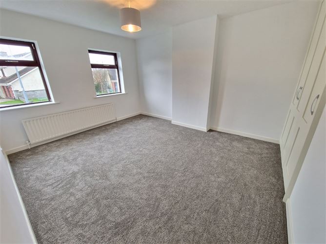7 Pine Grove, Gort Road, Ennis, Co. Clare