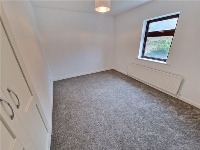 7 Pine Grove, Gort Road, Ennis, Co. Clare