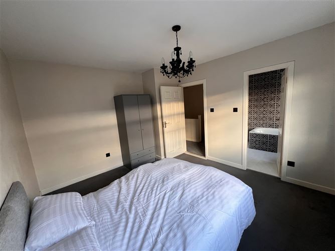  13 Wainsfort, Rochestown Road, Rochestown, Cork