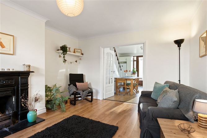 25 Hammond Street, Blackpitts, Dublin 8.