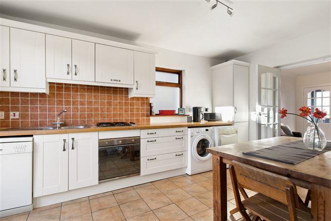 25 Hammond Street, Blackpitts, Dublin 8.
