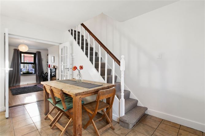 25 Hammond Street, Blackpitts, Dublin 8.