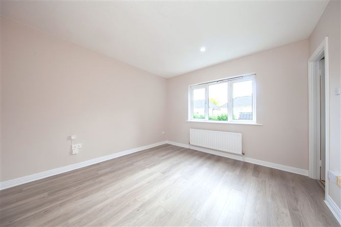 26 The Drive, Hunters Run, Clonee, Dublin 15