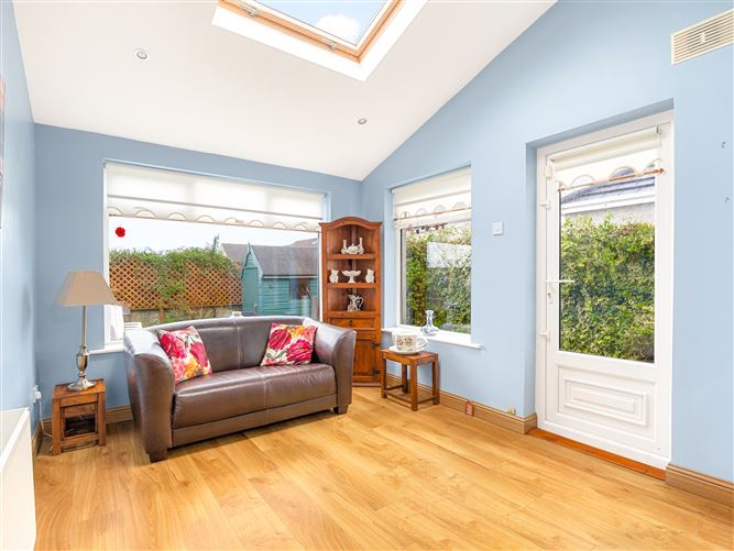 28 Parkhill Rise, Kilnamanagh,   Dublin 24