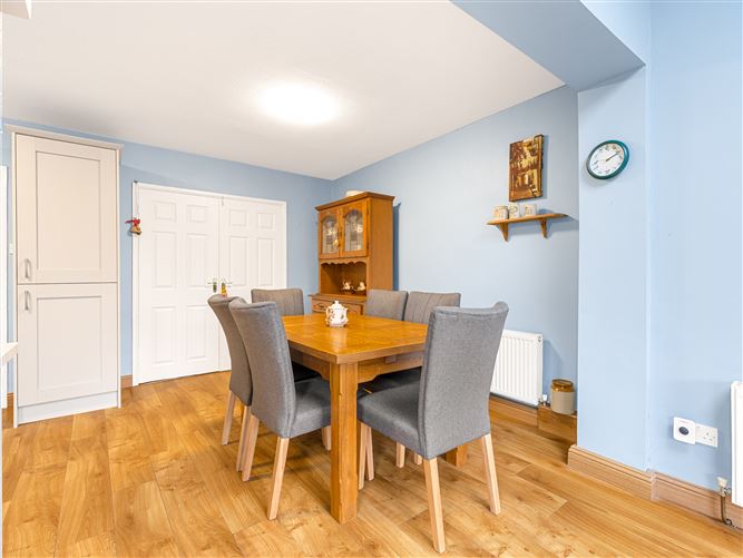 28 Parkhill Rise, Kilnamanagh,   Dublin 24