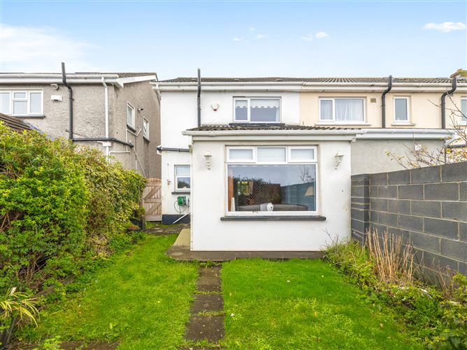 28 Parkhill Rise, Kilnamanagh,   Dublin 24