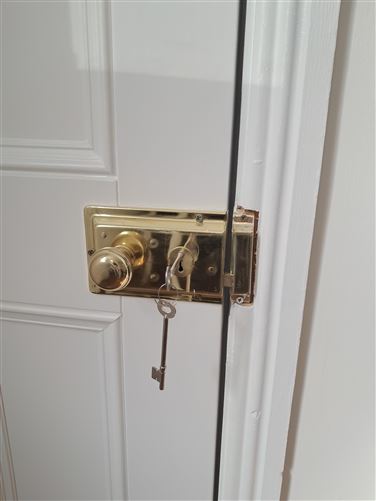 37 Eblana Villas, Dublin 2, Grand Canal Dk,   Dublin 2, D02ET88 