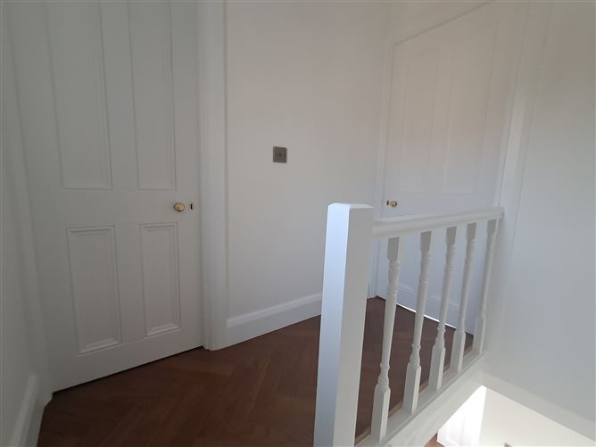 37 Eblana Villas, Dublin 2, Grand Canal Dk,   Dublin 2, D02ET88 