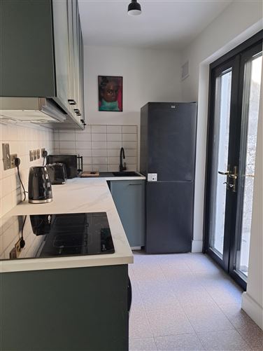 37 Eblana Villas, Dublin 2, Grand Canal Dk,   Dublin 2, D02ET88 