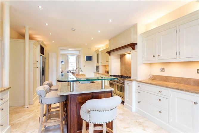 2 Bayswater Terrace, Sandycove, Co. Dublin