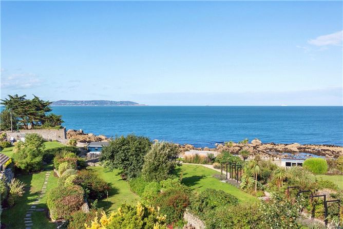2 Bayswater Terrace, Sandycove, Co. Dublin