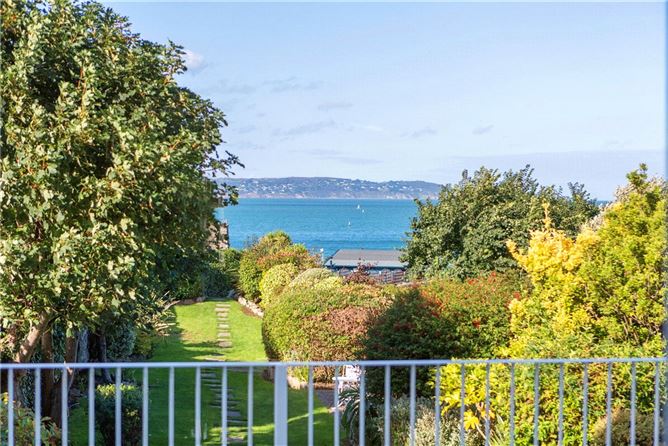 2 Bayswater Terrace, Sandycove, Co. Dublin