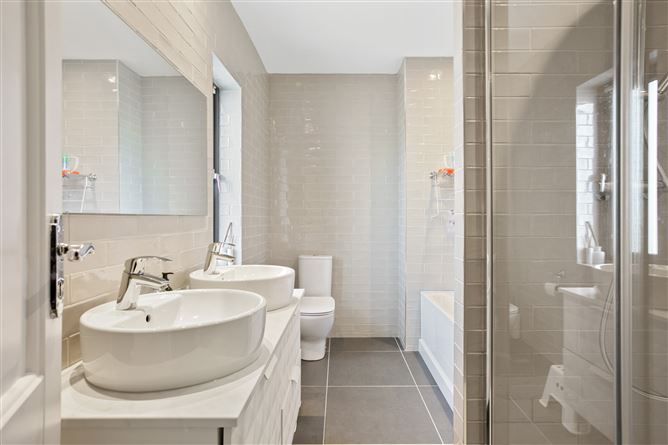 53 Meadow Grove, Dundrum, Dublin 16