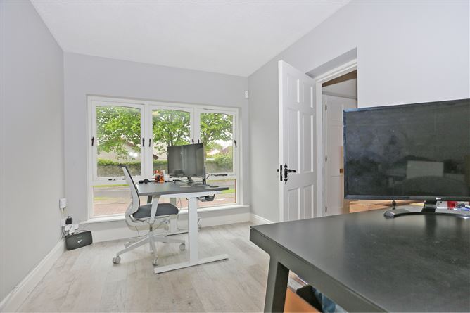 8 The Park, Huntsfield, Dooradoyle, Limerick