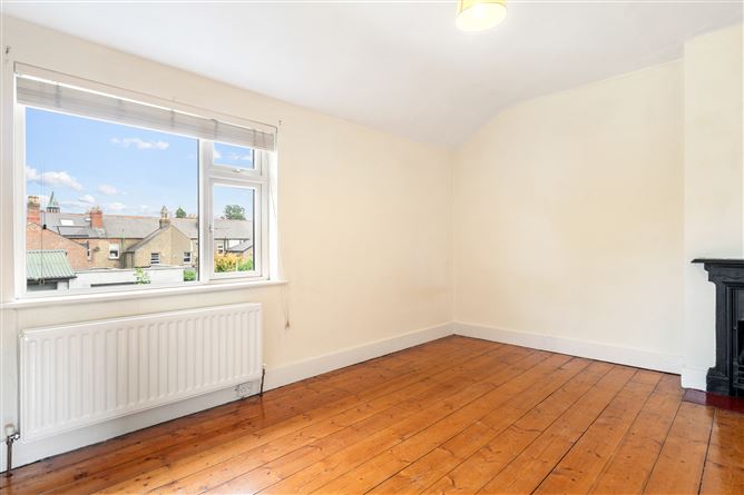16 Larkfield Avenue, Harold's Cross,   Dublin 6W