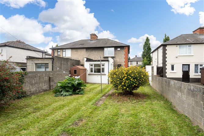 16 Larkfield Avenue, Harold's Cross,   Dublin 6W