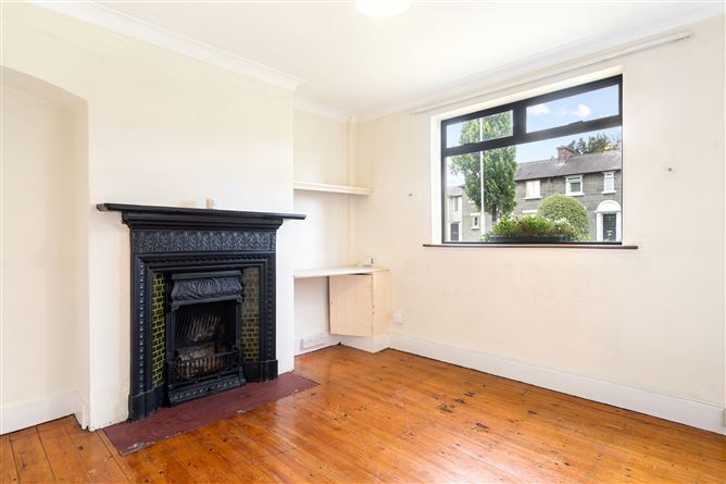 16 Larkfield Avenue, Harold's Cross,   Dublin 6W